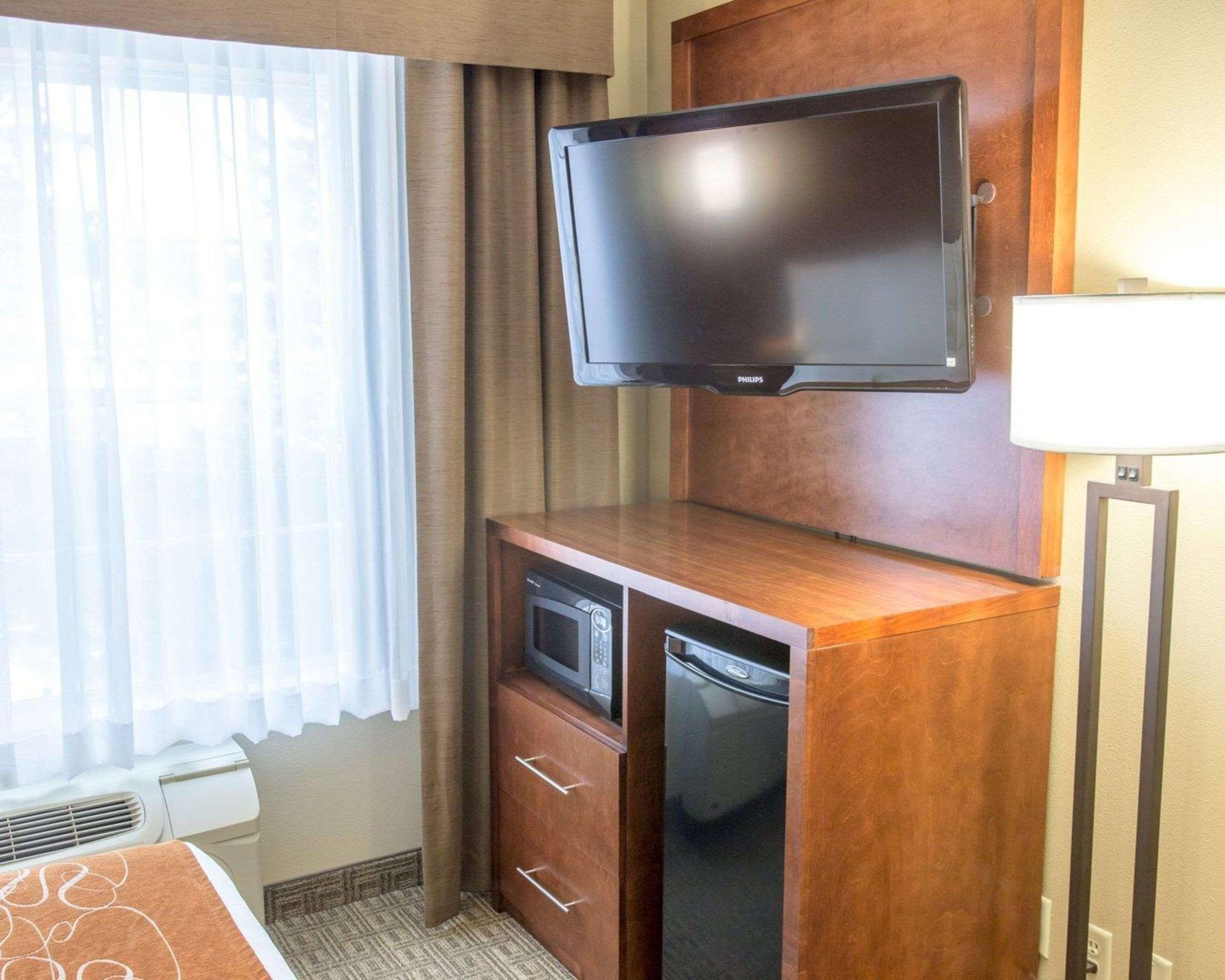 מרקט Comfort Suites מראה חיצוני תמונה