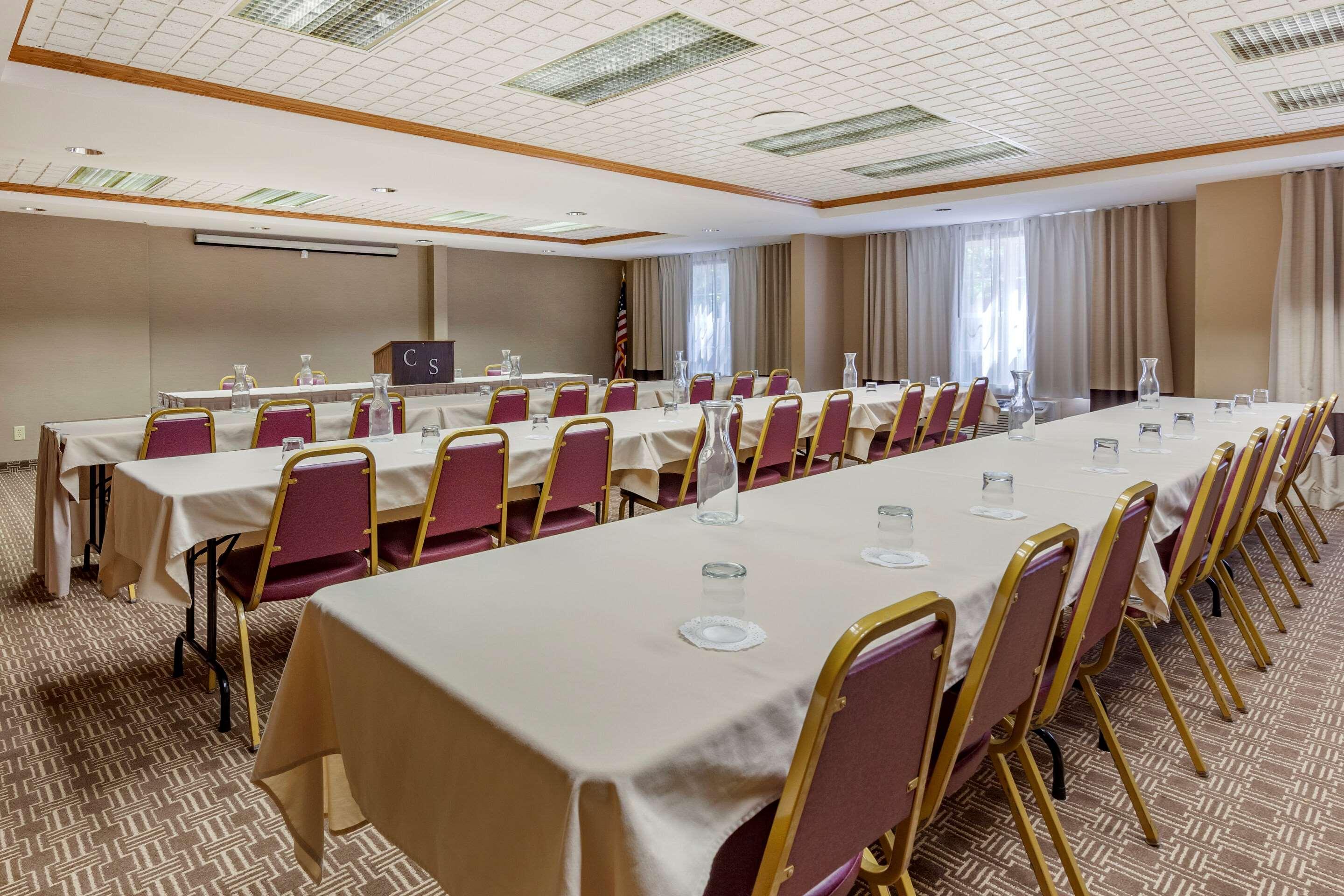 מרקט Comfort Suites מראה חיצוני תמונה